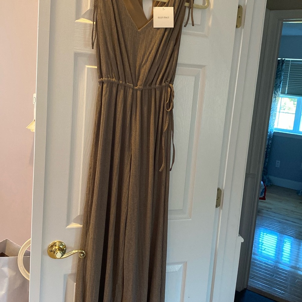 Adorable jumpsuit perfect for fall